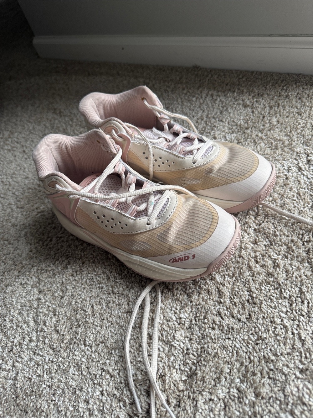 And1 Blush Pink and Beige Low-Top Sneakers